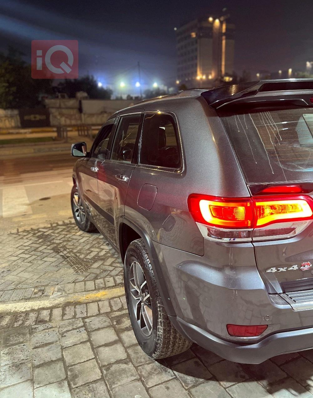 جيب جراند شيروكي